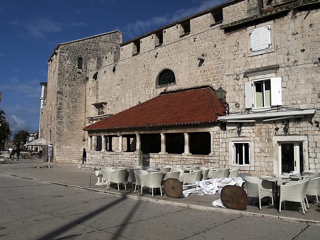 Rooms Livia Trogir Extérieur photo