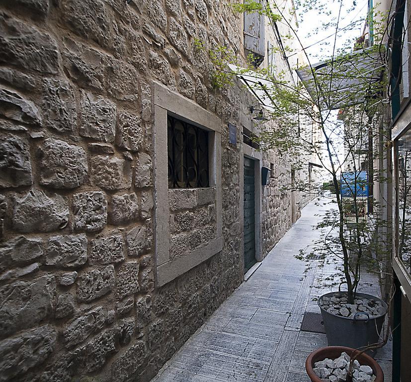 Rooms Livia Trogir Extérieur photo