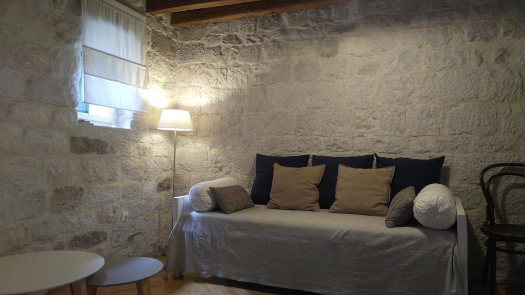 Rooms Livia Trogir Extérieur photo