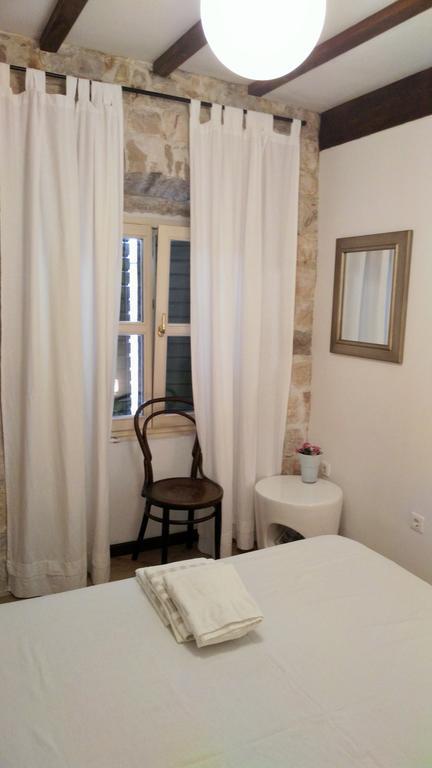 Rooms Livia Trogir Extérieur photo